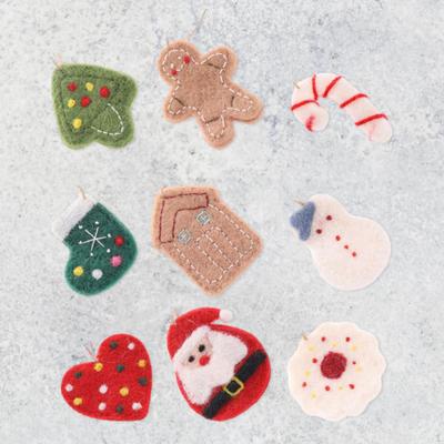 9Pieces Felt Fabric Christmas Pendants Decorative Accessories Xmas Tree Decoration for Window,