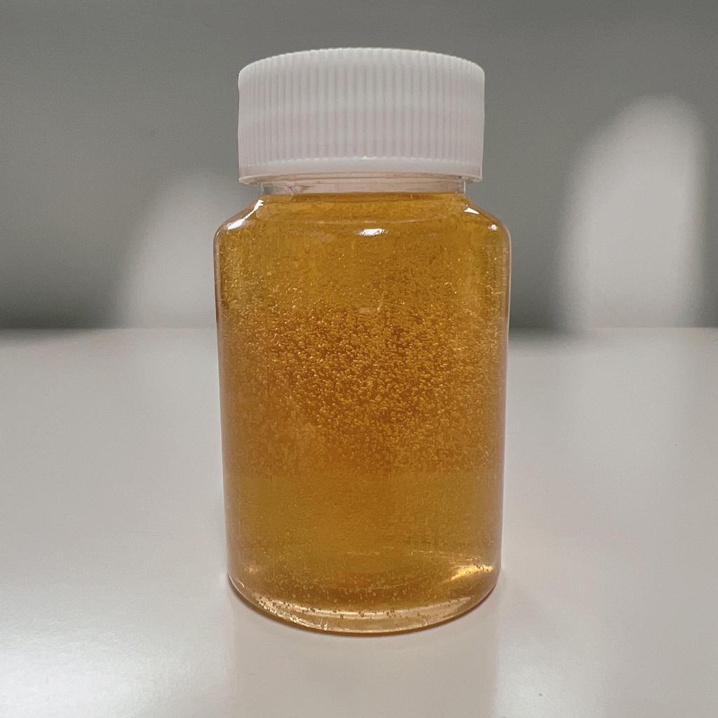 Nährendes Wimpern- und Augenbrauenwachstumsserum zum Verlängern und Verdichten