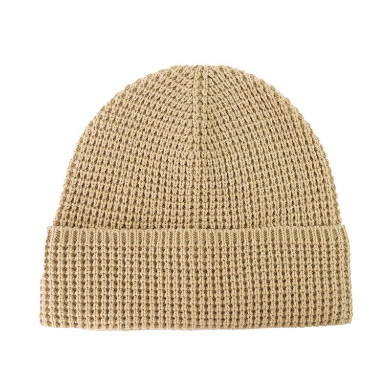 Simple thickened solid color knitted hat acrylic embroidered LOGO spot wool hat showing face small cold hat wholesale