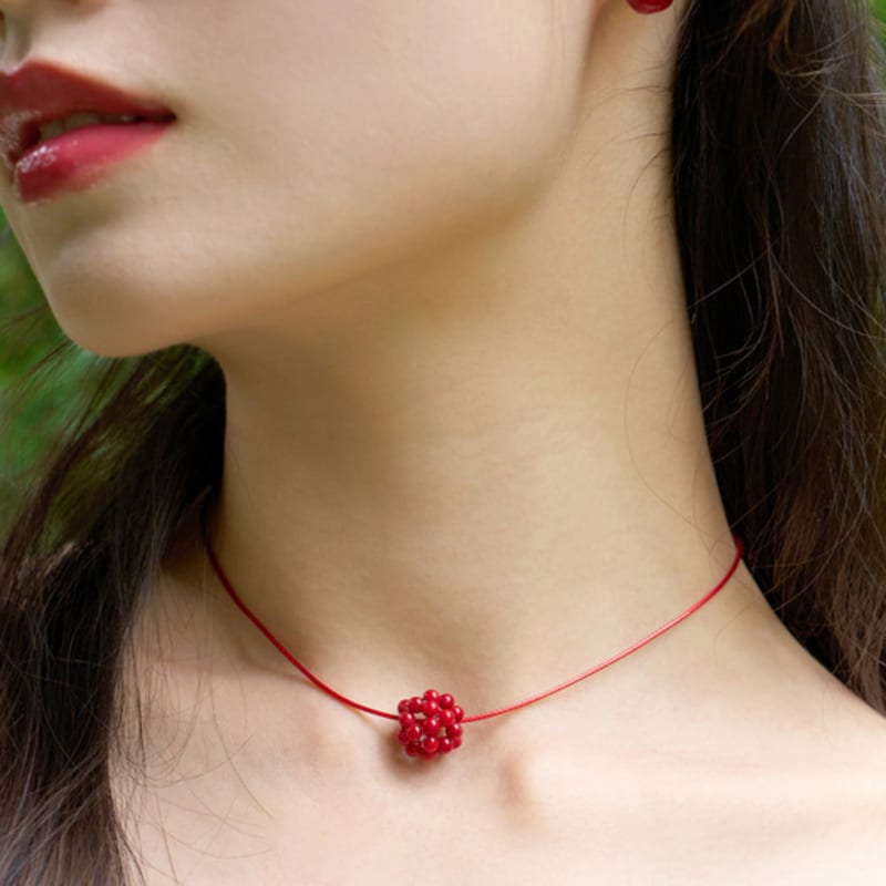FANTASTIC PLANET Raspberry Ball String Necklace (2colors)
