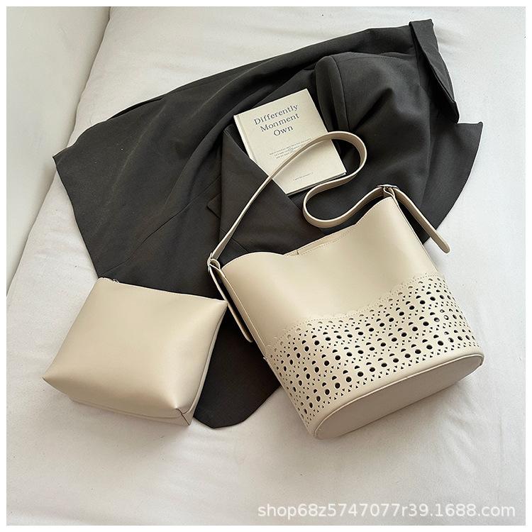 

Модна порожня сумка-відро екстра-велика сумка жіноча 2025 новий нішевий дизайн сумка-месенджер сумка для мами-комутера модний білий