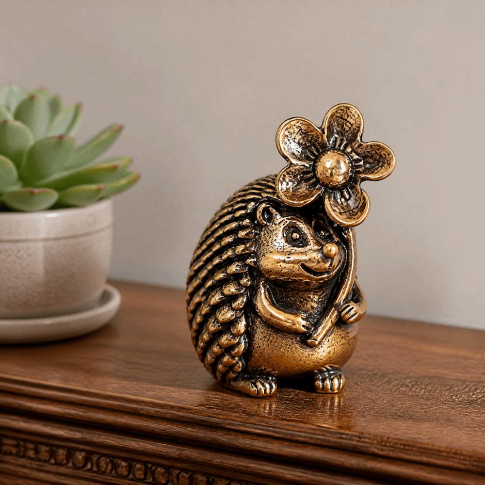 Handcarved Brass Hedgehog Ornament Detailed Texture Hedgehog Figurine Office Decoration