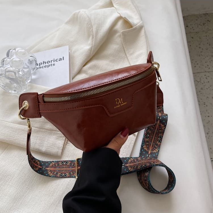 New Women's Fashion Messenger Bag Breast Bag Fanny Pack