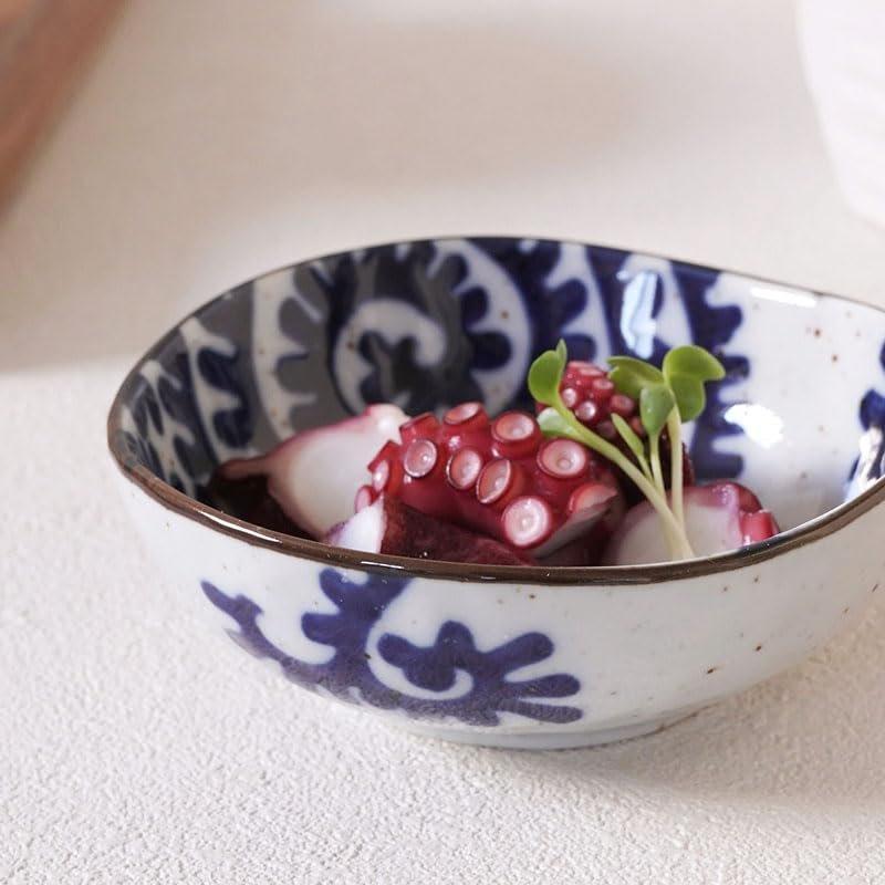 EAST table Japanese Mino-ware Ceramic Triangle Small Bowl - Arabesque Pattern