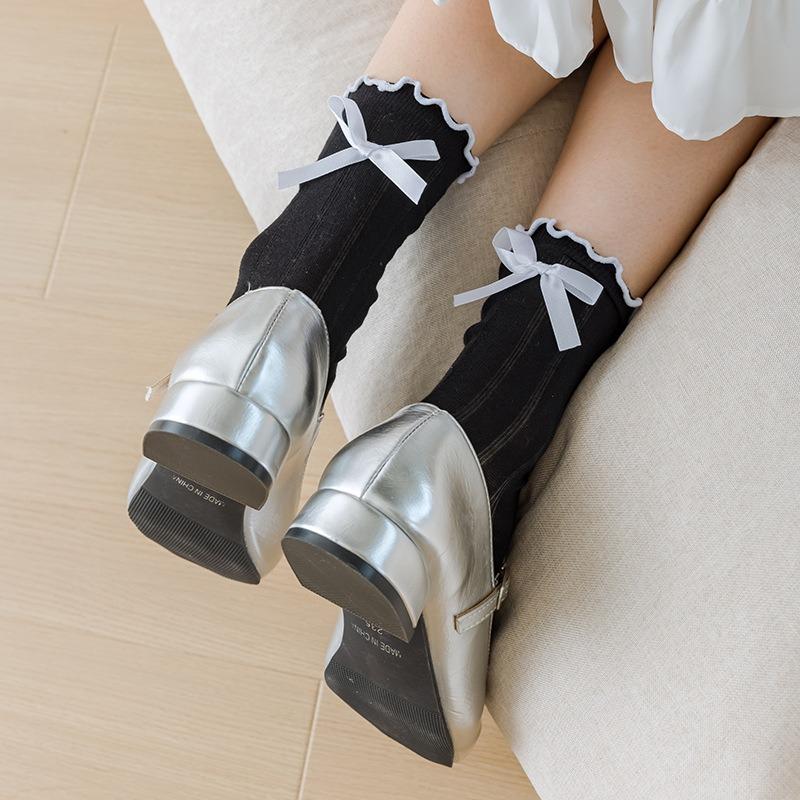 Female Spring and Summer New Style Bow Lace Hollow In Tube Socks