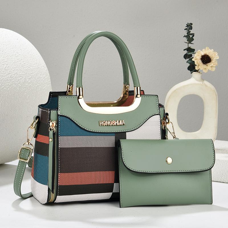 

Bag large capacity women s 2025 new fashion shoulder messenger bag versatile high sense tote bag women s bag tide зелёный