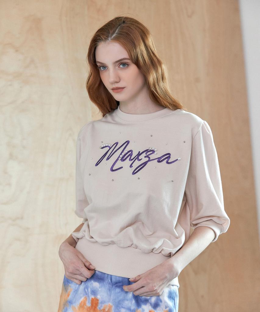 MAXZA Lettering Pearl Stud Point Sweatshirt