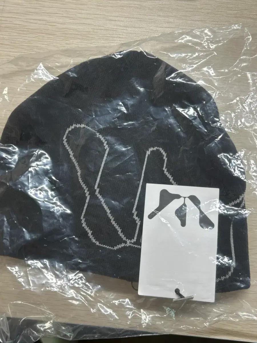 

Woods Cho Seung-yeon Woods Outerwear Beanie Used