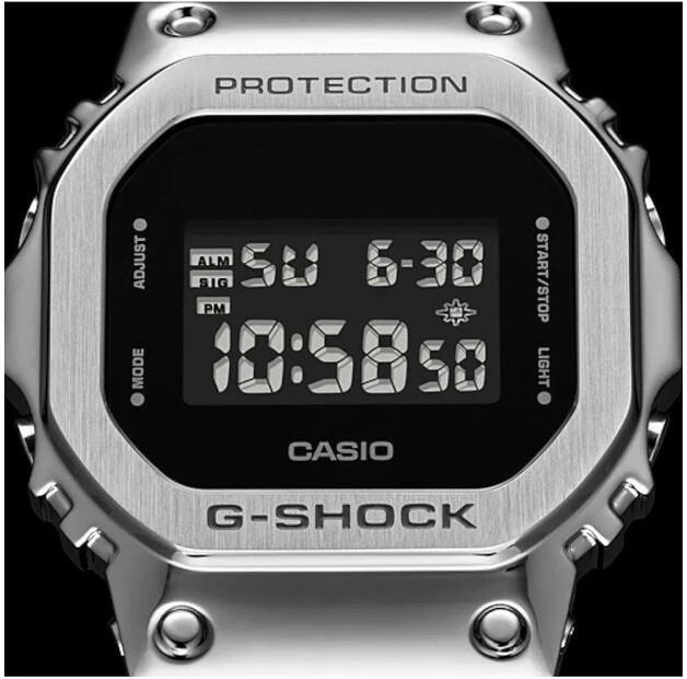 Часы Casio G-Shock GM-S5600-1ER