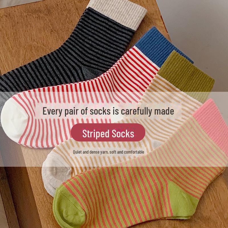 Women's Striped Mid-Tube Socks - Trendy Autumn/Winter Outdoor Retro Japanese Style for Students