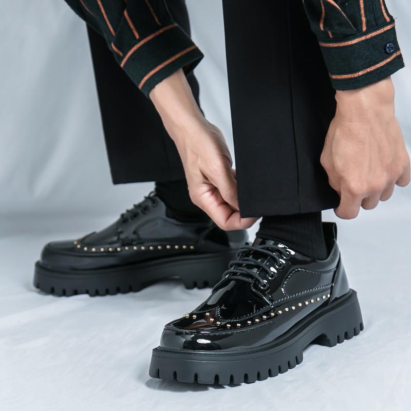 Fashion Rivet Brogue Men Shoes Designer Platform Man Leather Shoes High Quality Men's Loafers Oxford Zapatos De Vestir Hombre