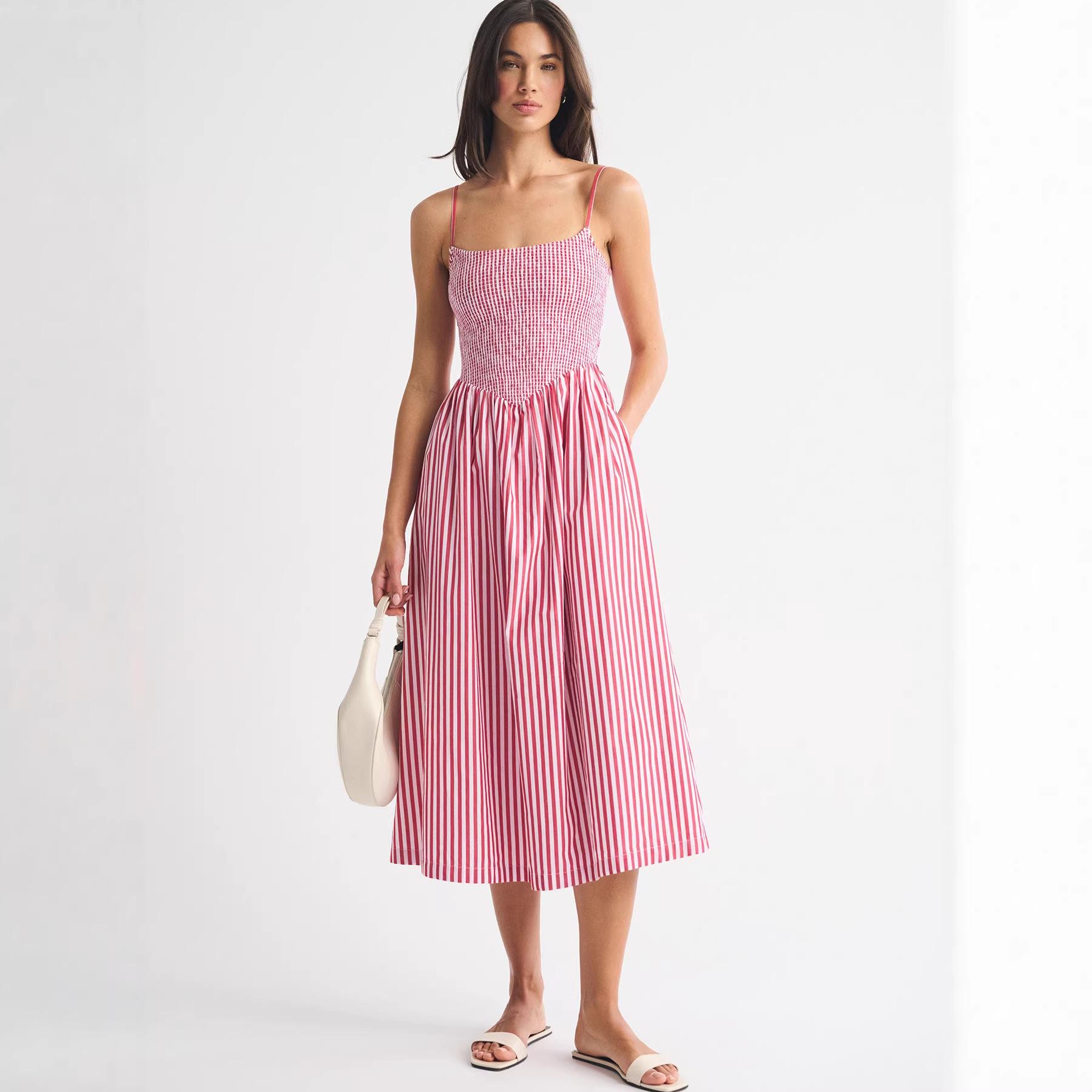 

French splicing suspender dress women s summer tube top halter neck long skirt striped printing bag waist A-shaped skirt XS