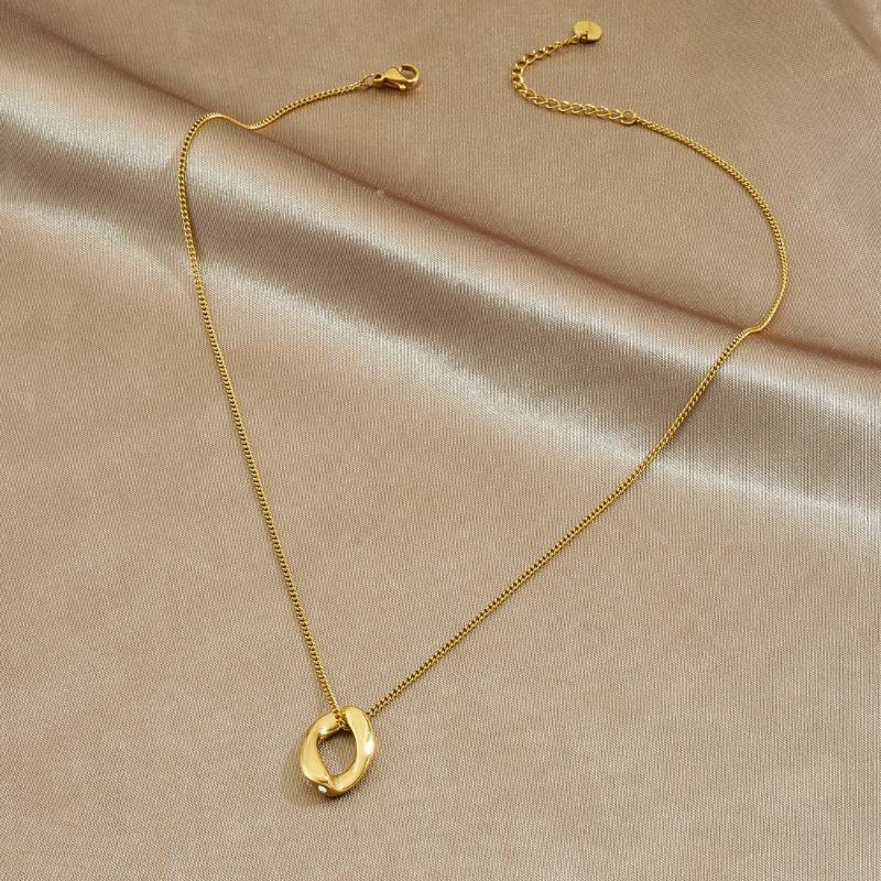 

Irregular Open Circle Pendant Necklace золотой