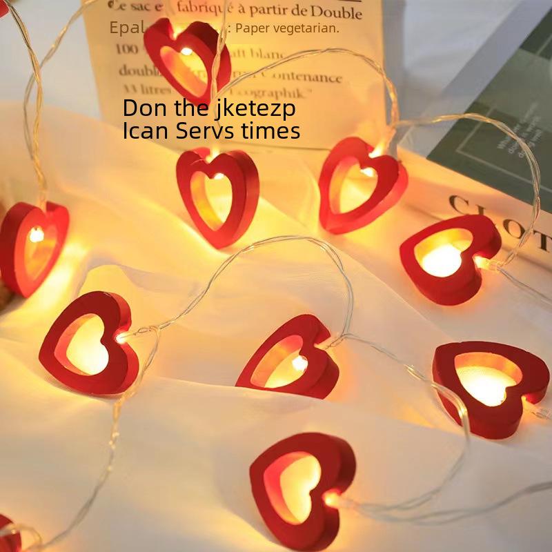 Korean-Style LED Wooden Heart String Lights for Indoor Holiday Decor (10 Battery-Powered Colored Lights)