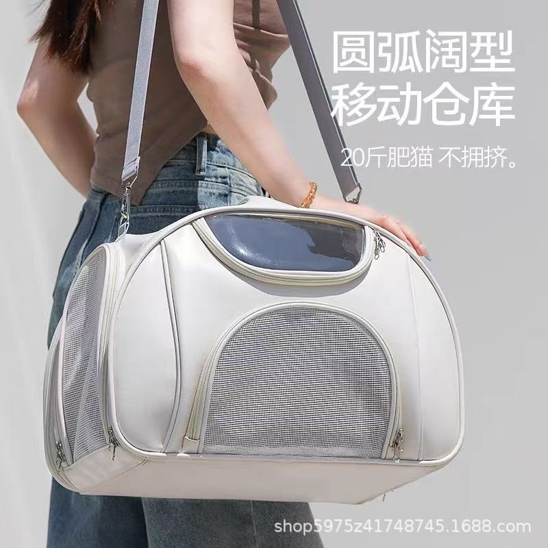 Pet Large Capacity Portable Backpack for Outdoor Travel Cat Travel Large Pet Backpack Pet Accessories