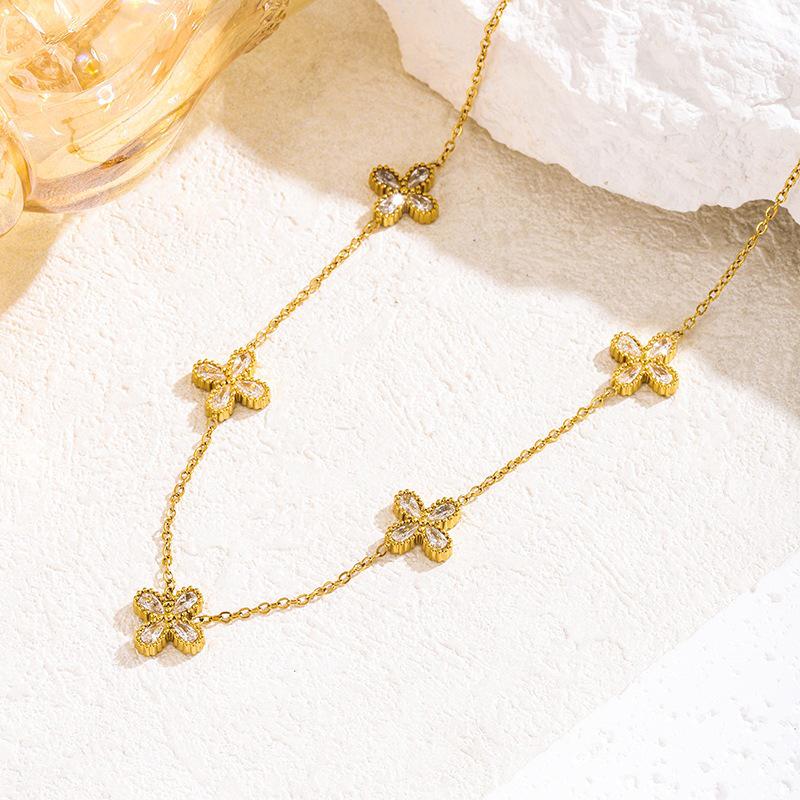 Sweet Four-Leaf Clover Bracelet & Necklace Set - Trendy European & American Women's Fashion Jewelry Accessories