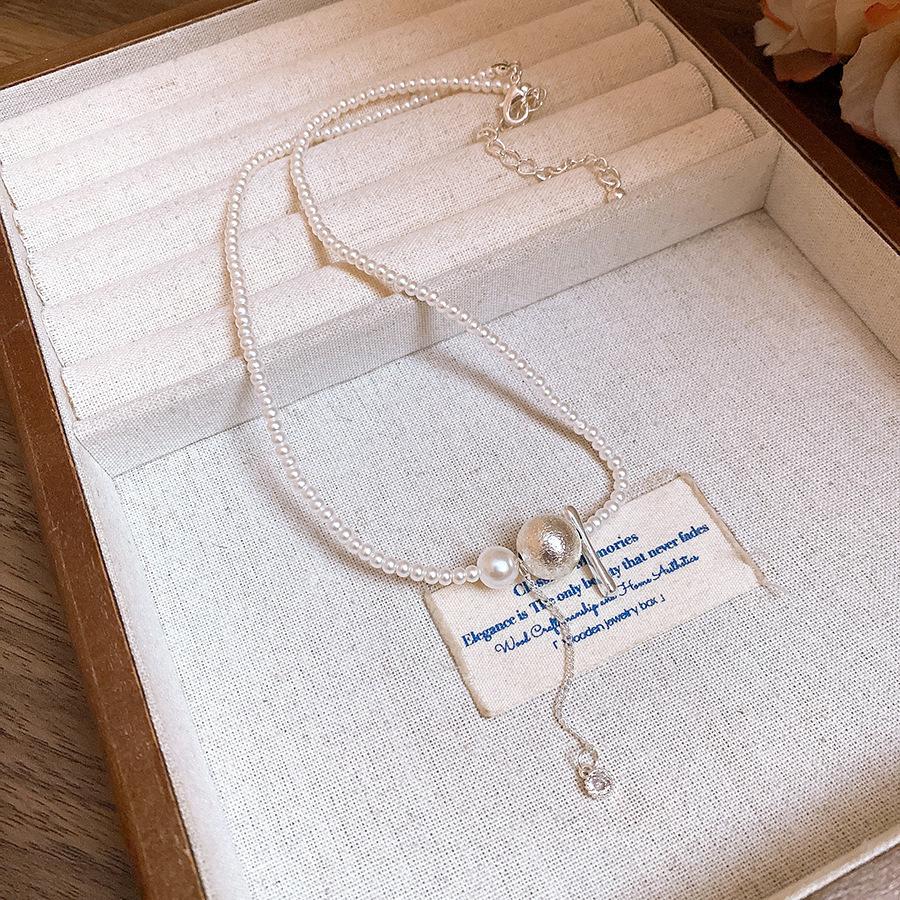 Irregular pearl ball pendant necklace niche retro temperament collarbone chain light luxury versatile fashion jewelry