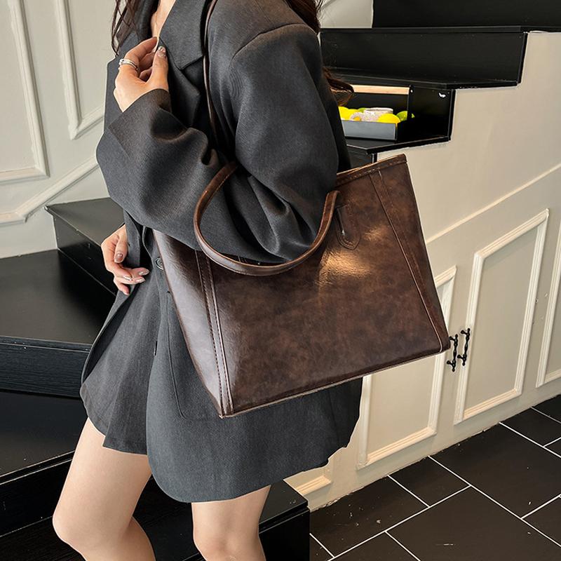Tote Bag Women's Large-capacity Commuter Shoulder Bag Winter Fashion Trend Simple Handbag