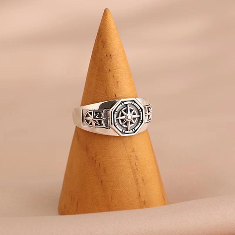 Sea God Starry Cyberpunk Ring for Men and Women with Adjustable Opening, Personalized Retro Dominance Food Ring