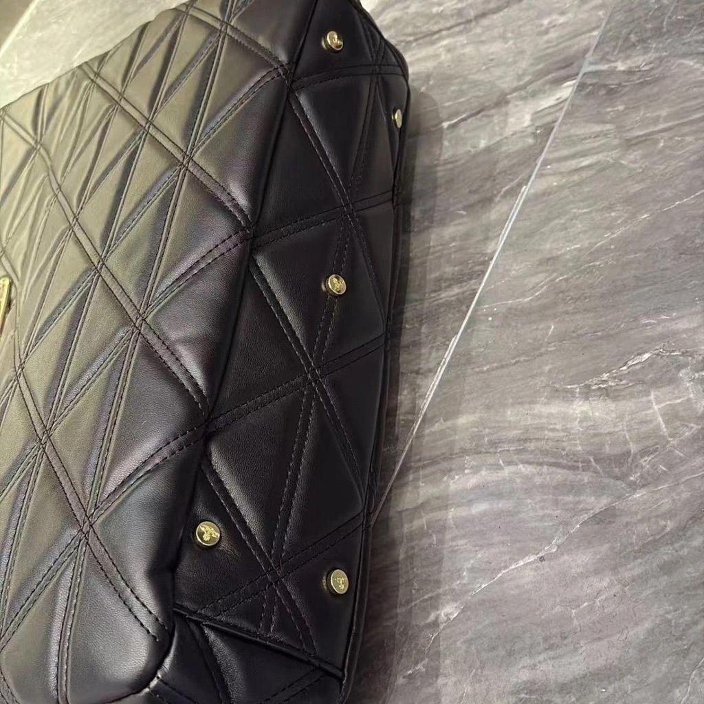 Saturn Argyle Duża Torba na Ramię: Lekka damska torebka na zakupy, do pracy i dla mam.