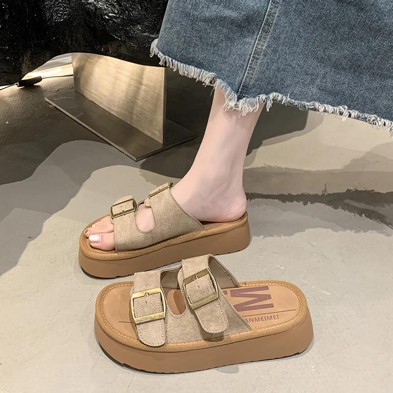 Fashion New Women Slippers Fashion Retro Sandals Outer Hollow Buckle Roman Slippers Anti-slip 2025 Breathable Women Shoes Slides Women