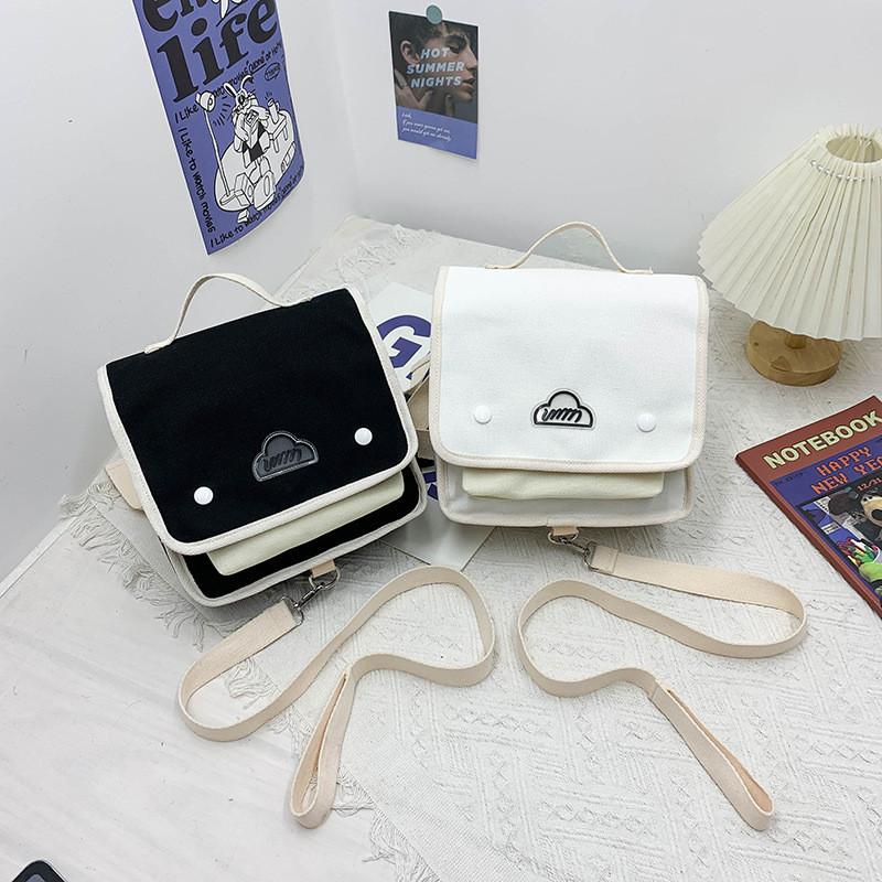 Trendy Modern Children's Backpack With Breathable Fabric For Boys And Girls Ideal For Kindergarten Use