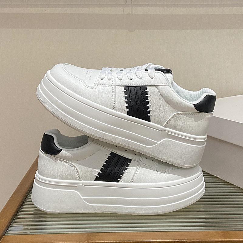 

Новая женская обувь Повседневная спортивная универсальная обувь 40 чёрный/белый