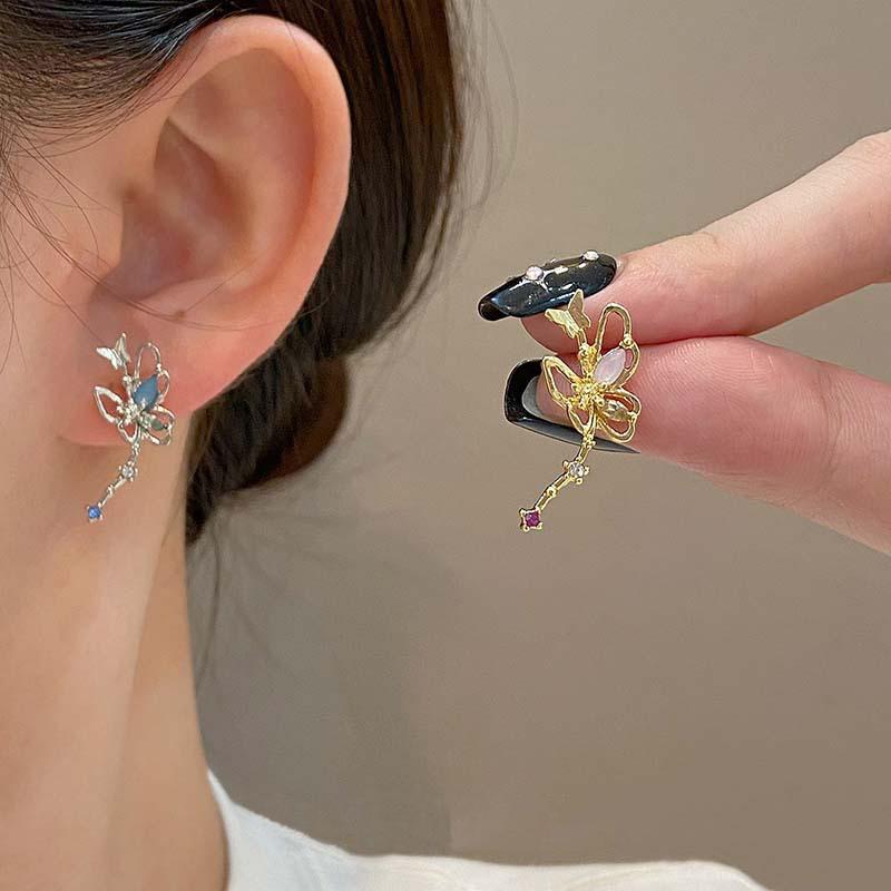 

Новые полые серьги-бабочки. Модный темпераментный, легкий роскошный комплект с серьгами из циркона.