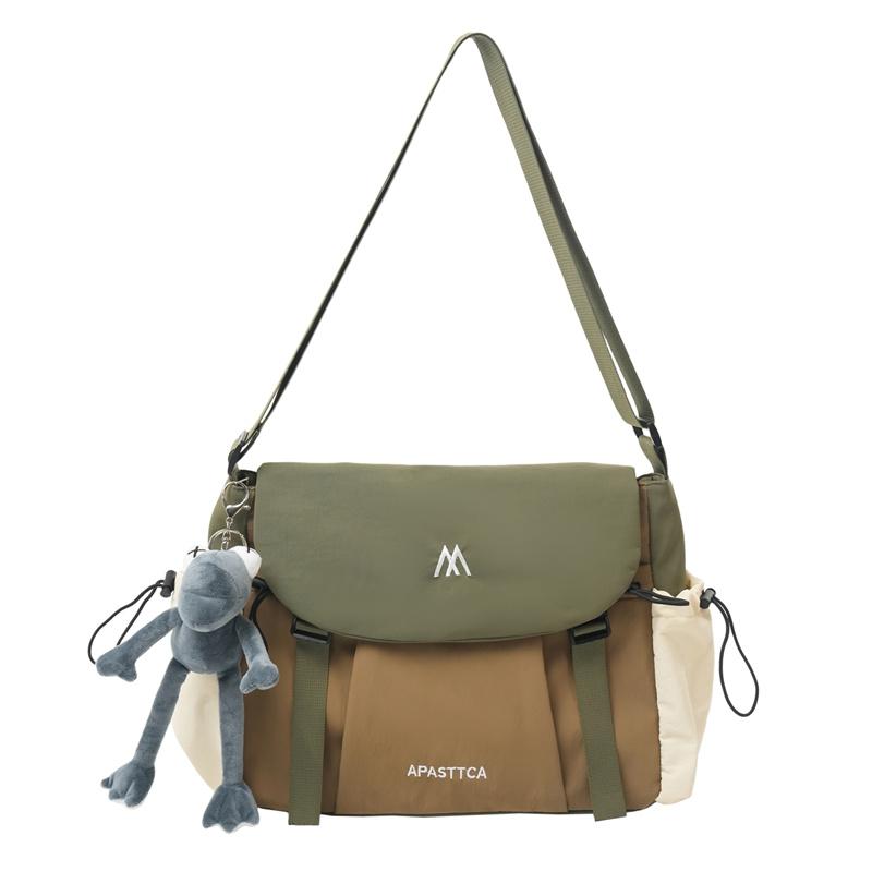 Контрастная плечевая сумка большой вместимости Легкая водонепроницаемая сумка через плечо хаки/зелёный