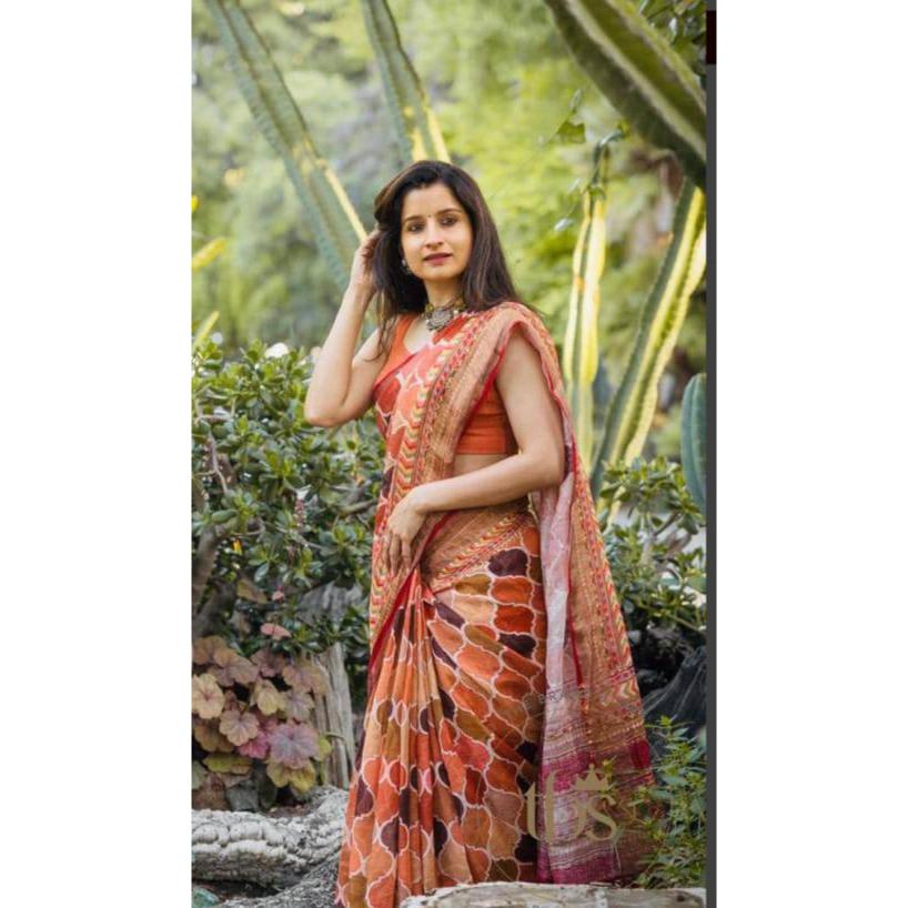 

стильное сари для вечеринок для женщин с блузкой(Необходимо сшить по размеру и посадке)