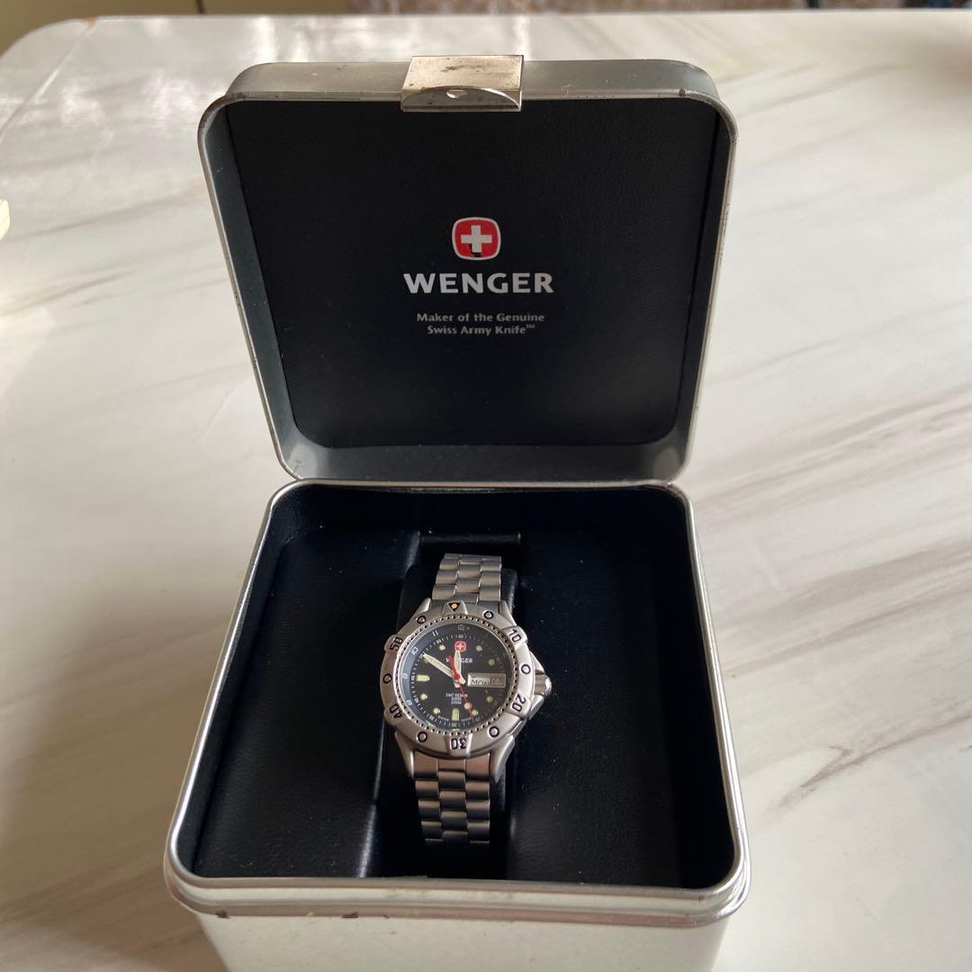 Used WENGER wristwatch (battery replacement required)