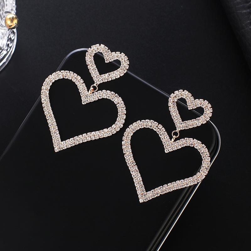 Hot Selling Fashion Heart Earrings Claw Chain New Arrival Heart Earrings золотой