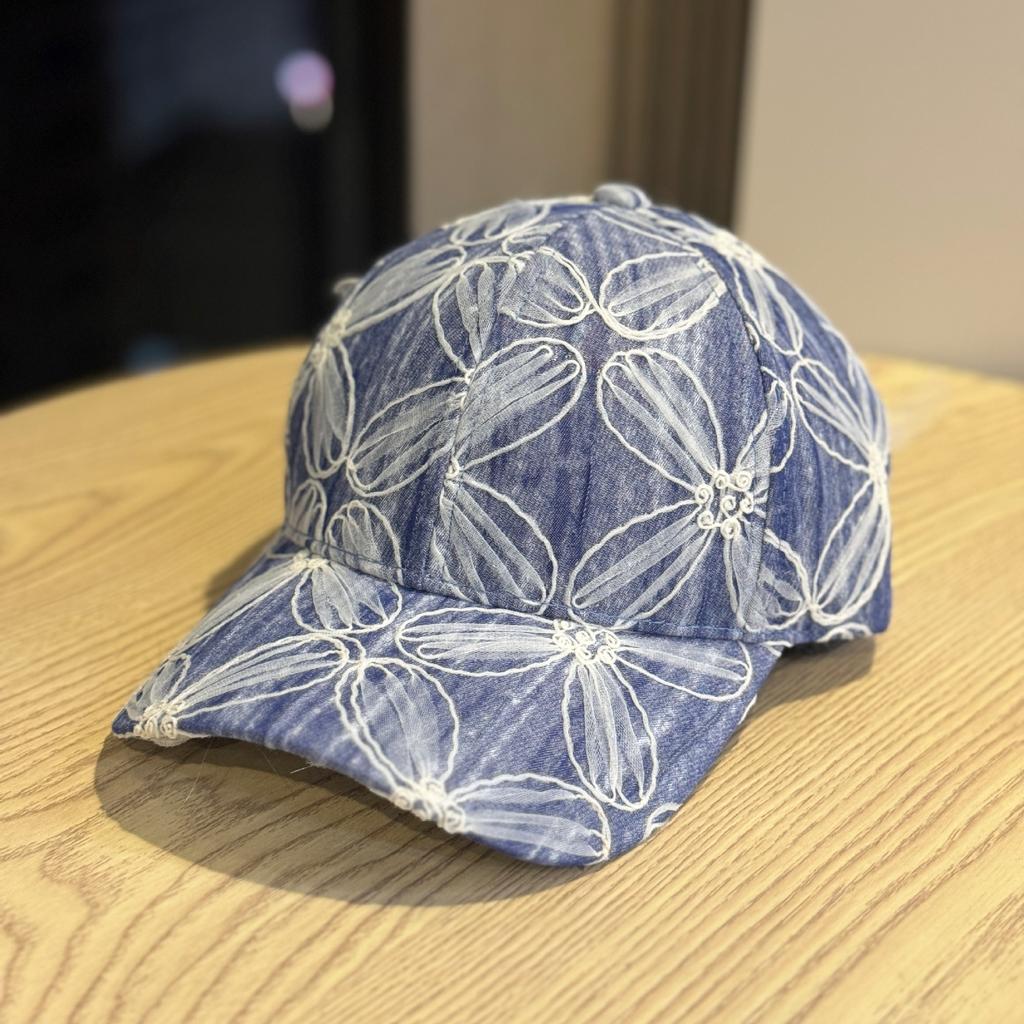 Sweet Flower Washed Denim Baseball Cap Femininity Stylish Wide Brim Show Face Small Sunscreen Cap