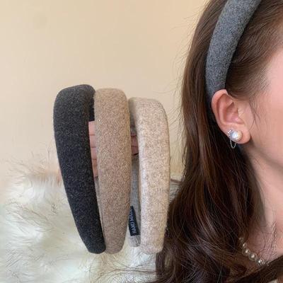 Graues Plüsch-Stirnband mit breiter Krempe für Damen - Vielseitiges, stilvolles und bequemes Haaraccessoire