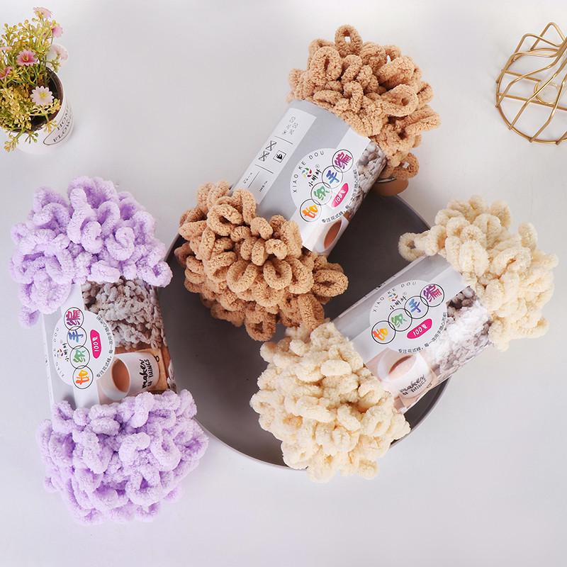 Cozy DIY Knitted Yarn: Medium Thick for Home Decor