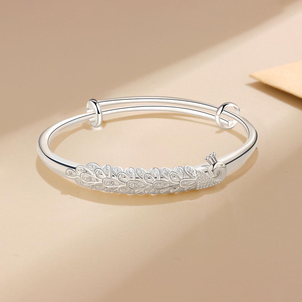 Fashionable Women Peacock Embossed Filigree Bangle Elegant Phoenix Pattern Bracelet Jewelry Accessory серебряный