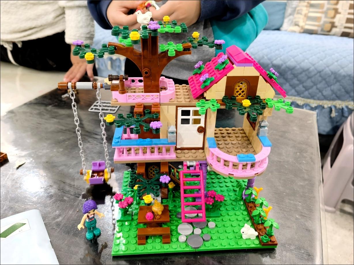 

Домик на дереве для девочки, набор для сборки, совместимый с LEGO: Набор развивающих строительных блоков