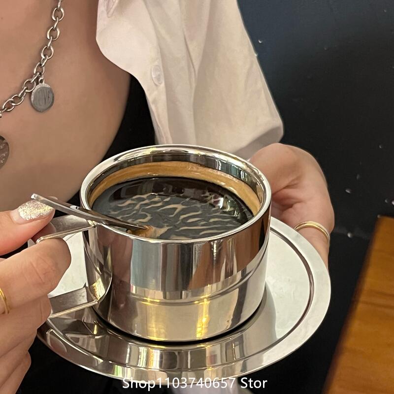1 Set Kaffeetasse Untertasse Löffel Retro Edelstahl leichter Luxus Kaffee Milch Tassen Tablett Teller Löffel