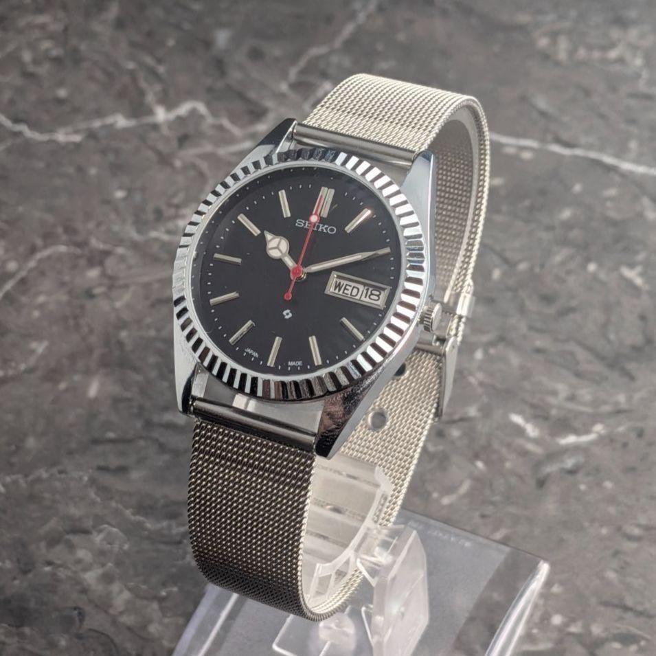 Used SEIKO Automatic Vintage Black Dial Bar Index 3-Hand Day-Date See-Through Case Back Men's Watch
