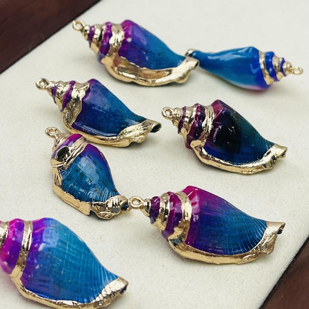 10Pcs, Natural Dyed Conch Shell Zinc Alloy Golden Rim Pendant Charms for Jewelry Making DIY Necklace Accessories, Summer Holiday Gifts for Men Women