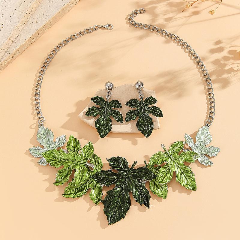 

Wedding Party Bridal Jewelry Set Ladies Green Maple Leaf Alloy Necklace And Earrings Gift Luxury 2 Piece Set
