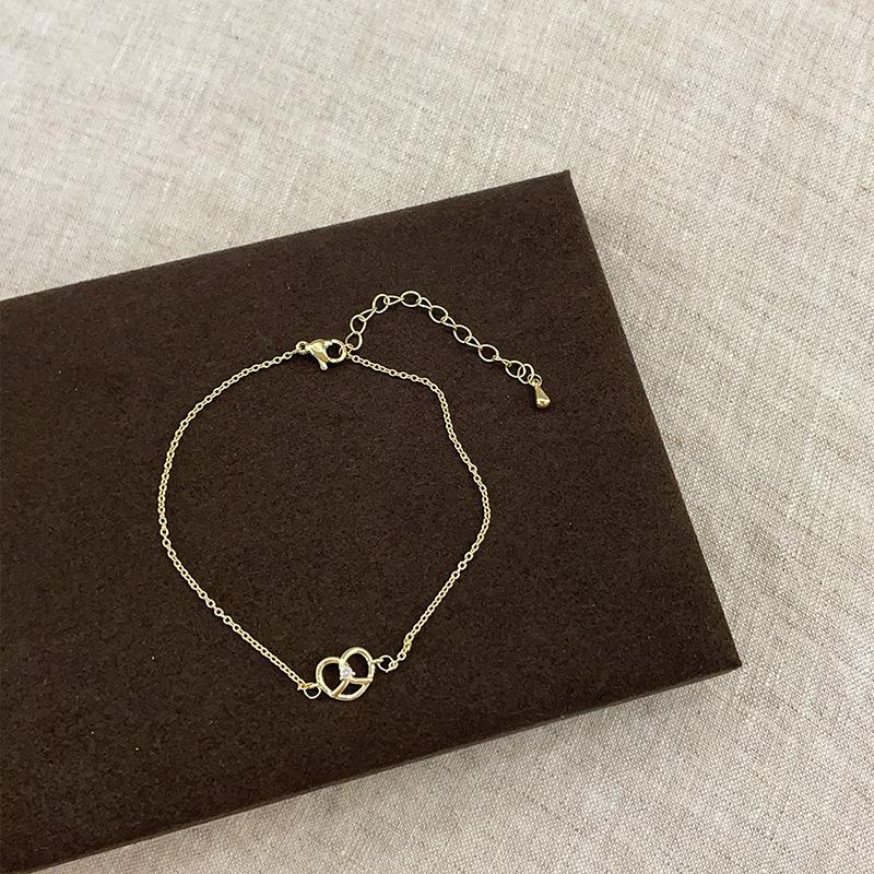 

Цирконий пустой щелочной узел ожерелье женский дизайн чувство простота мода личность темперамент элегантный универсальный шейный цепочка ключичная цепочка