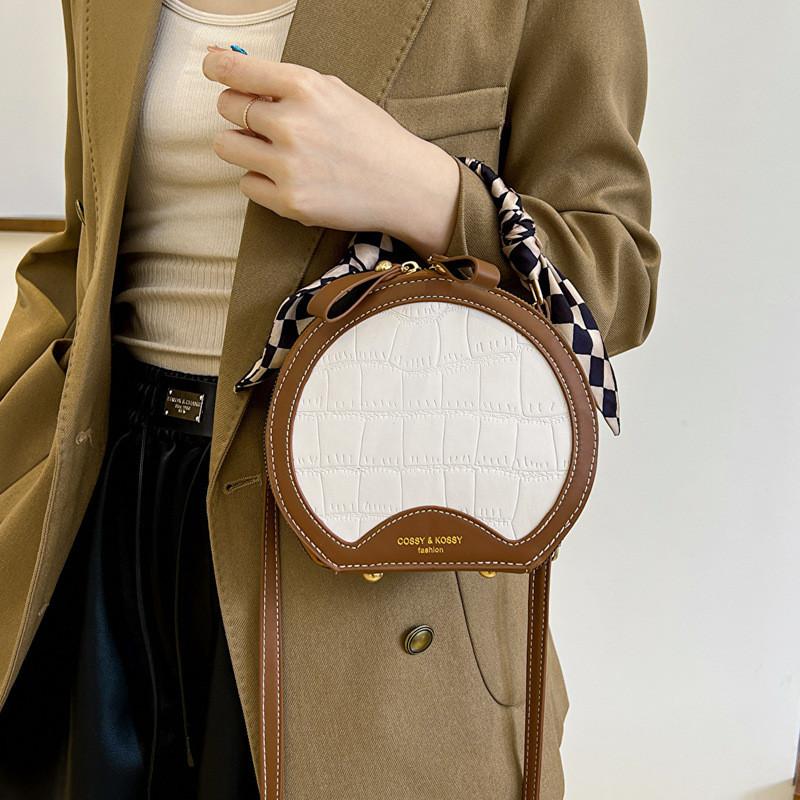 Fashionable Small Handbag For Women Unique Design Trendy Round Crossbody Bag