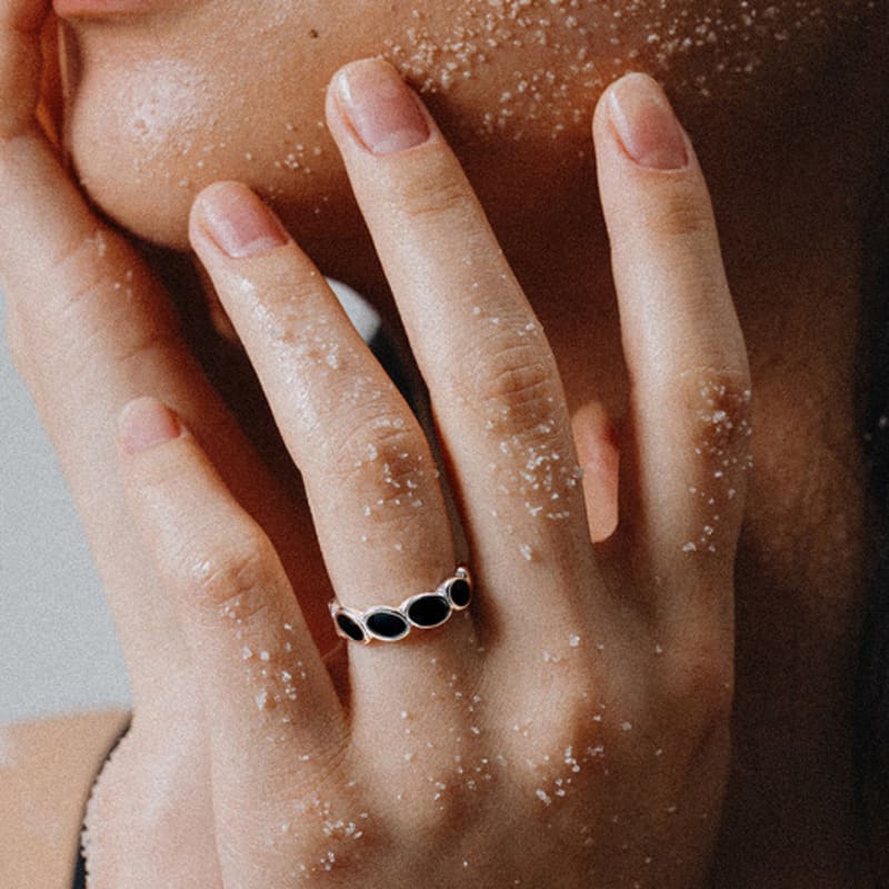 SCALETTO WS018 Black Epoxy Oval Ring