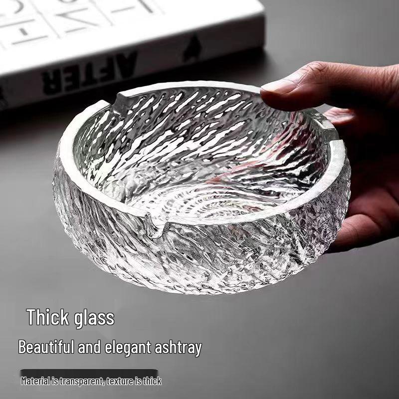 Elegant Glass Ashtray: High-Capacity, Stain-Resistant, Fashionable Design for Home or Office