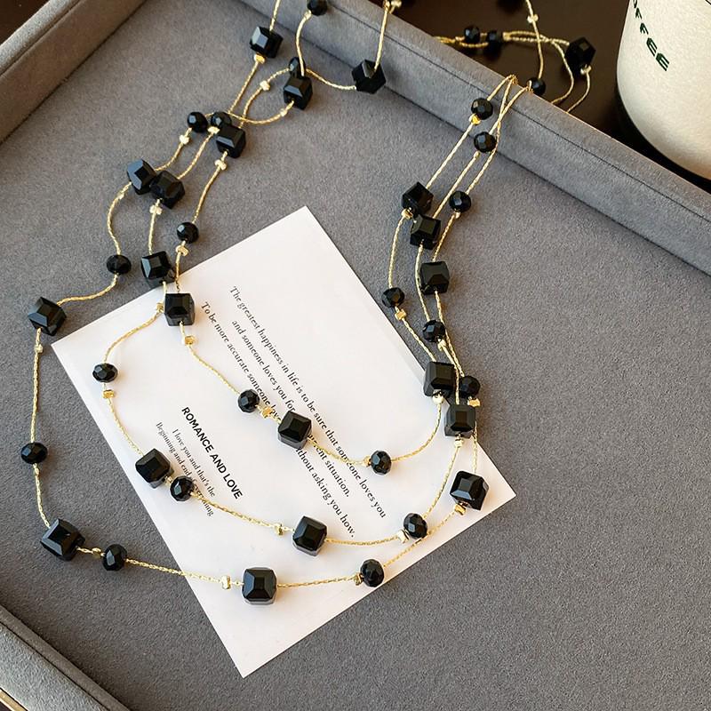 Elegant Multi-Layer Black Crystal Bead Necklace for Women