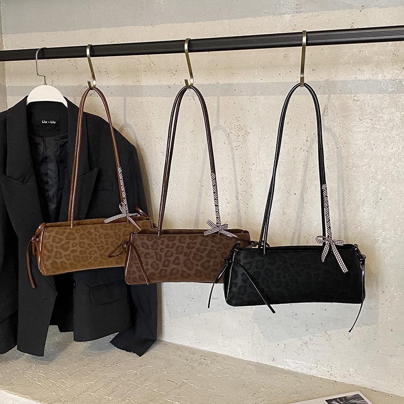 Leopard Print Bag Women's Large Capacity New Summer Niche Design Shoulder Underarm Bag Texture Work Commuter Bag