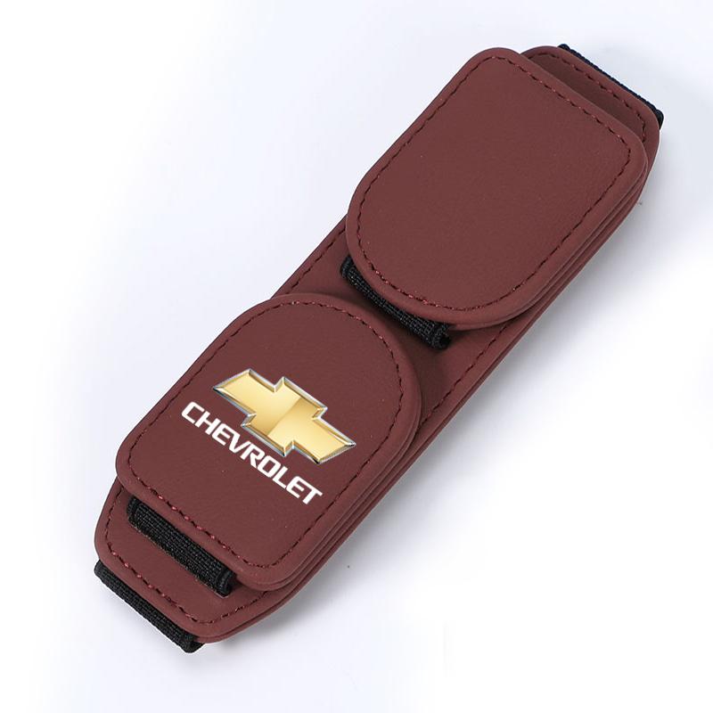 Leather Car Sun Visor Sunglasses Clip Eyeglasses Holder Auto Interior For Chevrolet Matiz Onix Camaro Cobalt Beat Groove Equino