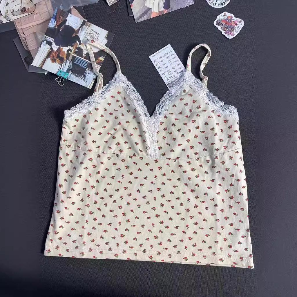 B&M Women's Floral Lace Three-Button Suspender Top