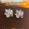 Imitation Pearl Flowers Geometry Stud Earrings for Women Simple Retro Temperament Fashion Sweet Personality Jewelry Gift